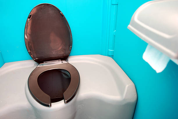 Best Porta potty rental near me  in Rossville, KS