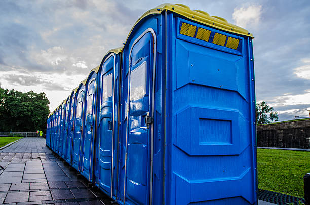 Best Emergency porta potty rental  in Rossville, KS